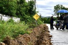 นายกจอย (นายก อบจ.ตาก) ลงพื้นที่ตรวจติดตามงานติดตั้งไฟฟ้าส่องสว่าง ในพื้นที่ ต.วังหิน อ.เมืองตาก 2 จุด งบประมาณรวม 959,000 บาท