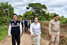 นายกจอย (นายก อบจ.ตาก) สนับสนุนเครื่องจักรพร้อมน้ำมันเชื้อเพลิง งบประมาณ 50,000 บาท ในพื้นที่ ต.แม่ตาว อ.แม่สอด 