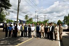 นายกจอย (นายก อบจ.ตาก) ตรวจความเรียบร้อยของโครงการปรับปรุงถนนโดยซ่อมแชมเป็นผิวทางแอสฟัลท์ติกคอนกรีต (Overlay)ในพื้นที่ ต.แม่กุ - ต.แม่ตาว อ.แม่สอด งบประมาณ 1,219,800 บาท 