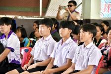 นายก อบจ.ตาก (นายกจอย) สนับสนุนงบประมาณจัดซื้อพร้อมส่งมอบสื่อการเรียนการสอนให้แก่โรงเรียน 4 โรงเรียนในเขต อ.พบพระ งบประมาณรวม 1,200,000 บาท ณ โรงเรียนบ้านร่มเกล้า 2 อ.พบพระ