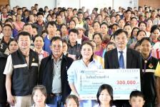 นายก อบจ.ตาก (นายกจอย) สนับสนุนงบประมาณจัดซื้อพร้อมส่งมอบสื่อการเรียนการสอนให้แก่โรงเรียน 4 โรงเรียนในเขต อ.พบพระ งบประมาณรวม 1,200,000 บาท ณ โรงเรียนบ้านร่มเกล้า 2 อ.พบพระ