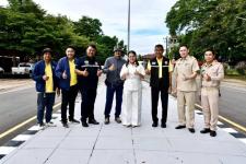 นายกจอย (นายกอบจ.ตาก) ตรวจติดตามโครงการปรับปรุงถนนโดยซ่อมแซมเป็นผิวทางแอสฟัลท์ติกคอนกรีต (Overlay) พื้นที่ อ.แม่สอด - อ.แม่ระมาด งบประมาณ 1,949,000 บาท