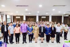 นายก อบจ.ตาก (นายกจอย) เป็นประธานในพิธีมอบเครื่องมือพื้นฐานชุดการฝึก (เครื่องมือทำมาหากิน) เพื่อการประกอบอาชีพ