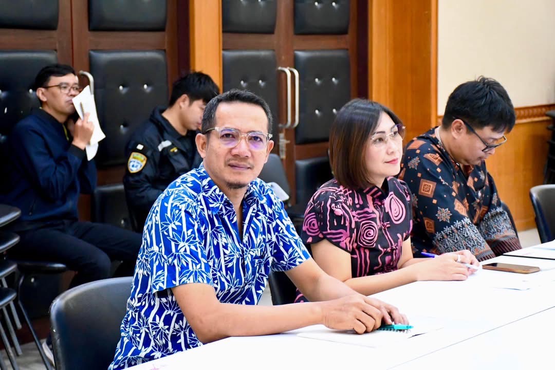 ผอ. กกต. อบจ. ตาก ประชุมซักซ้อมการรับสมัครรับเลือกตั้ง ส.อบจ.ตาก