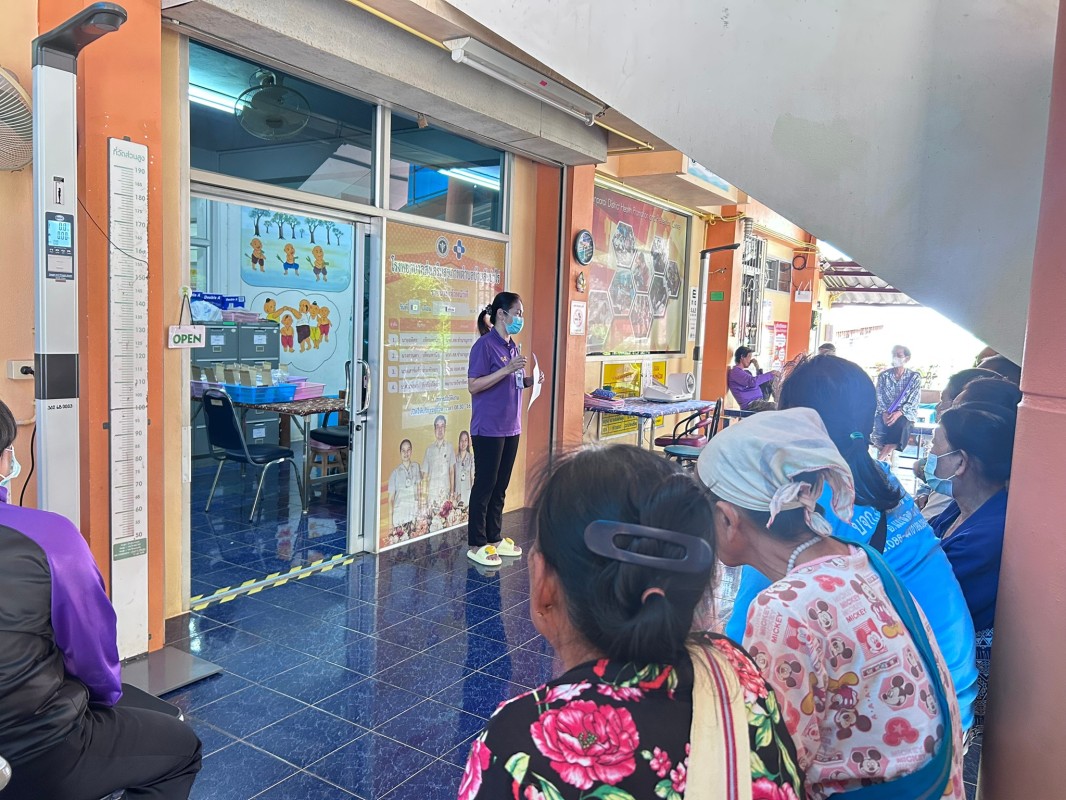 28 ม.ค.68 รพ.สต.บ้านสันป่าไร่ จ่ายยาให้แก่ผู้ป่วยโรคเบาหวาน จำนวน 23 ราย มีกิจกรรมแลกเปลี่ยนเรียนรู้ , ทบทวนความเข้าใจการทานยา และ นับจำนวนยาก่อนผู้ป่วยกลับบ้าน