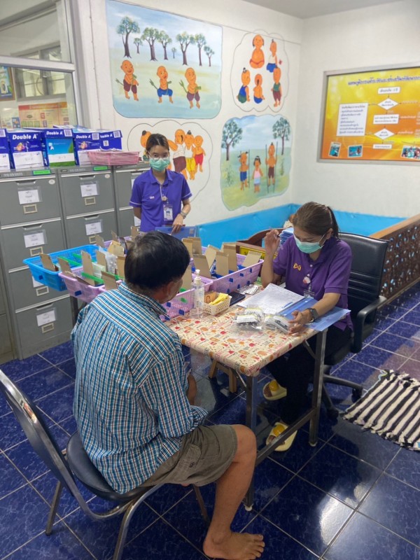 27 พ.ค.68 รพ.สต.บ้านสันป่าไร่ ทำกิจกรรมกลุ่มแลกเปลี่ยนเรียนรู้พร้อมจ่ายยาให้แก่ผู้ป่วยโรคความดันโลหิตสูง(กลุ่มที่ 3) จำนวน 48 ราย , นับจำนวนยา และ ทบทวนความเข้าใจการทานยาก่อนกลับบ้าน