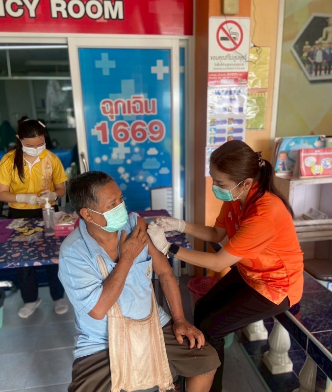 5 มิ.ย.68 รพ.สต.บ้านสันป่าไร่ รณรงค์ฉีดวัคซีนป้องกันไข้หวัดใหญ่ ประจำปี 2568 กลุ่มเสี่ยง (รอบสอง หมู่ 2,3,5) มีผู้มารับบริการ 53 ราย รวม 2 รอบ มีผู้รับบริการ 123 ราย และจะรณรงค์รอบสาม รอบสุดท้าย (กลุ่มเสี่ยง หมู่ 6,7) ในวันที่ 9 มิ.ย.68