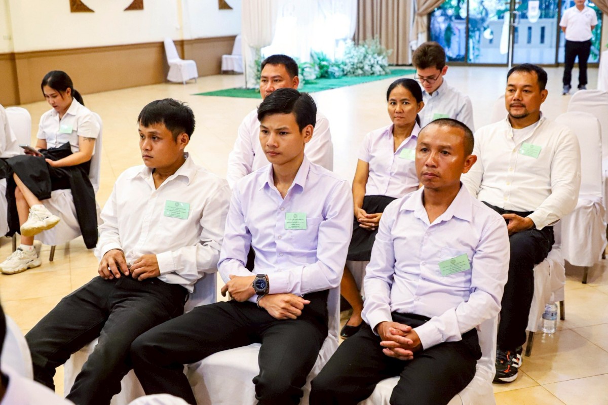 นายกจอย นายกอบจ.ตาก มอบวุฒิบัตรการจบหลักสูตรในโครงการสัมมนาวิชาการ “เทคนิคการพัฒนาคุณภาพชีวิตสู่ความสำเร็จ” ครั้งที่ 1 ประจำปีการศึกษา 2568 ณ ศูนย์ประเมินเทียบระดับการศึกษาในสังกัดสำนักงานส่งเสริมการเรียนรู้จังหวัดตาก