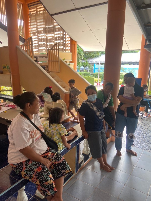 10 ก.ค.67 รพ.สต.บ้านสันป่าไร่ ให้บริการฉีดวัคซีนเด็กอายุ 2 เดือน ถึง 4 ปี , ตรวจสุขภาพช่องปาก , เคลือบฟลูออไรด์ , ให้ทันตสุขศึกษา , เจาะเลือดตรวจความเข้มข้นของเลือด(hct), จ่ายยา para syr + ferrous syr , ยืนยันตัวตน(Authen) จำนวน 25 ราย