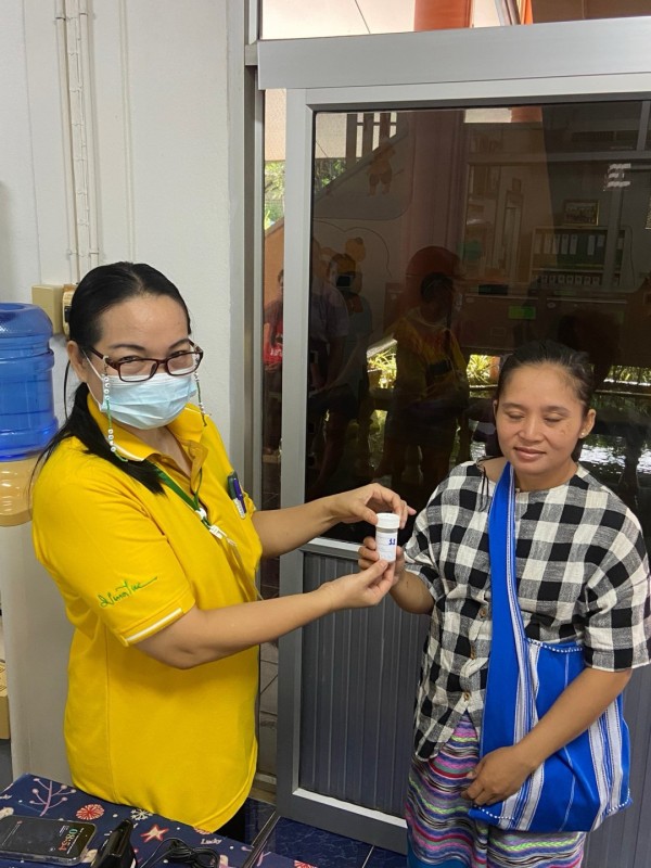 3 ต.ค.67 รพ.สต.บ้านสันป่าไร่ รณรงค์ตรวจคัดกรองมะเร็งปากมดลูก ด้วยชุดตรวจด้วยตนเอง HPV self sampling แก่สตรีกลุ่มเป้าหมาย จำนวน 40 ราย