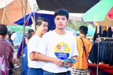 ฝ่ายประชาสัมพันธ์ อบจ.ตาก ลุยตลาดวังประจบ!!!