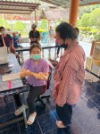 26 ส.ค.68 รพ.สต.บ้านสันป่าไร่ จ่ายยาให้แก่ผู้ป่วยโรคความดันโลหิตสูง จำนวน 52 ราย , ทบทวนความเข้าใจเรื่องการทานยา และ นับจำนวนยาก่อนผู้ป่วยกลับบ้าน