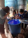 4/5/66 อสม.ม.2 บ้านตีนธาตุและม.3บ้านป่าไร่เหนือสำรวจและทำลายแหล่งเพาะพันธ์ลูกน้ำยุงลาย 100 เมตร รอบบ้านงานศพและงานแต่งงาน