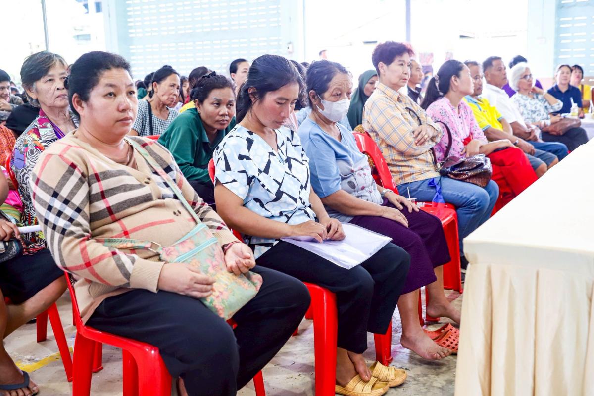 อบจ.ตาก สนับสนุนสื่อการเรียนการสอนแก่โรงเรียนแม่ปะวิทยาคม งบประมาณ 400,000 บาท